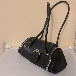 Real black Leather Cole Haan mini-Purse, with lots of pockets, Silver Hardware